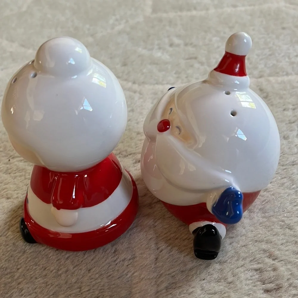 Target Santa & Mrs. Claus Salt and Pepper Shakers